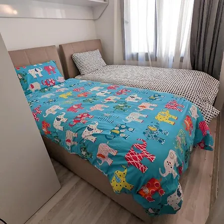 Sunny Seaside Apartamento